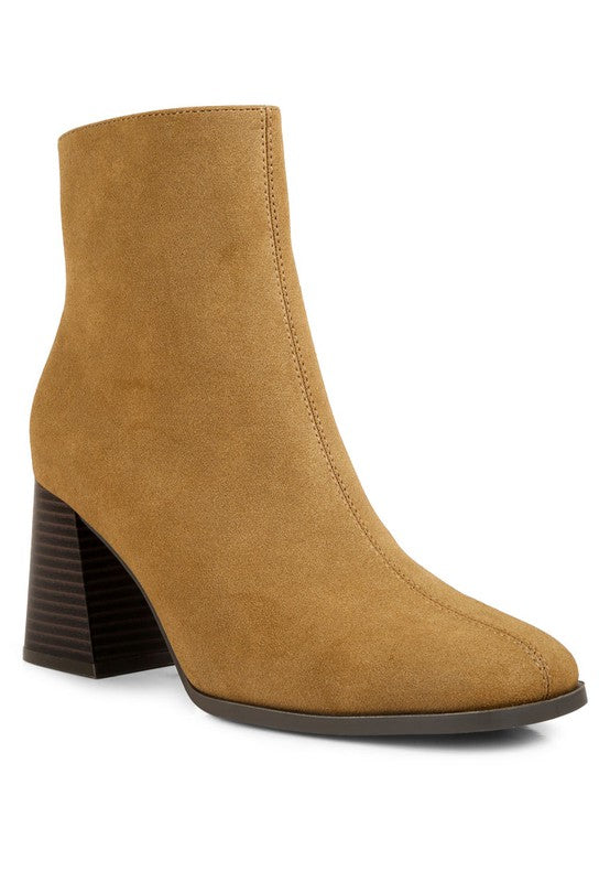 Cox Cut Out Block Heeled Chelsea Boots Tan
