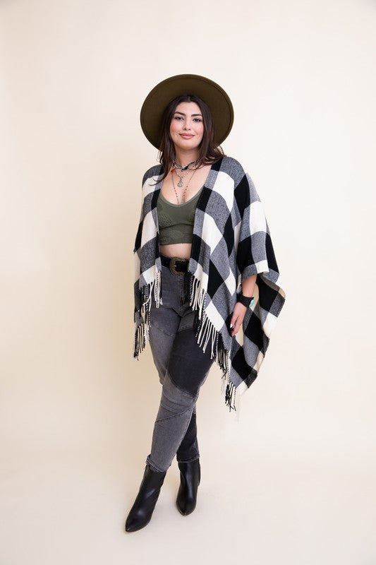 Buffalo Check Tassel Poncho White/Black Default