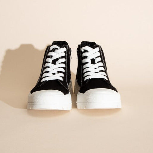 CRAYON-G Lace up Sneakers