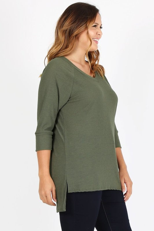 Plus Size Knit V-Neck Hi-Low Top